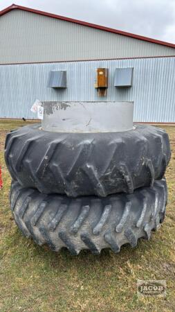18.4X38 DUALS WITH 4 CLAMPS