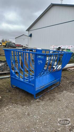 ROUND BALE FEEDER