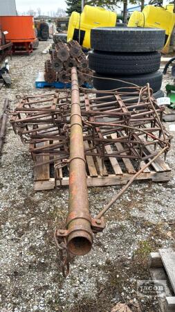 4 SECTIONS OF DIAMOND HARROWS WITH 12FT POLE