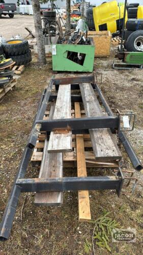 YETTER FERTILIZER COULTERS AND WALK WAYS