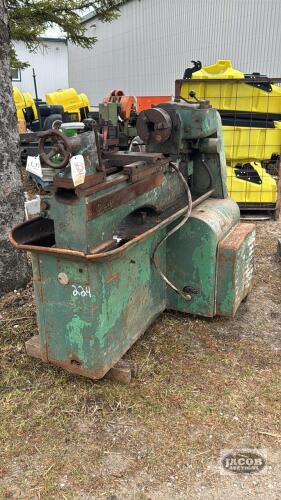 MILLER MACHINE TOOLS METAL LATHE