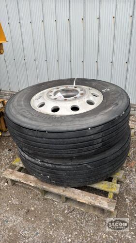 (2) CONTINENTAL 11R 24.5 TIRES ON ALUMINUM RIMS
