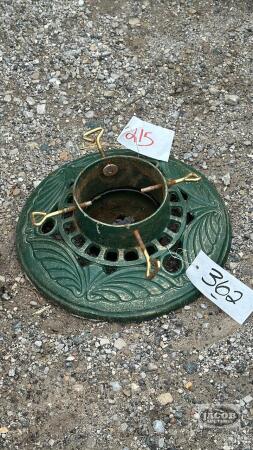 CAST IRON CHRISTMAS TREE STAND