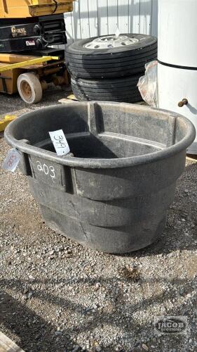 RUBBERMAID 70GAL WATER TROUGH