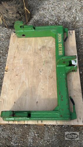 JOHN DEERE QUICK HITCH