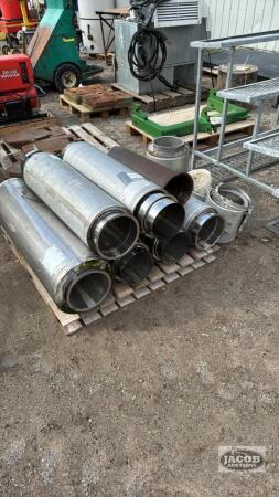 6 LENGTHS OF INSULATED STOVE PIPE