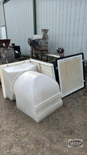 (2) 24IN BARN FANS