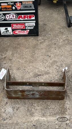 FRONT WEIGHT BRACKET