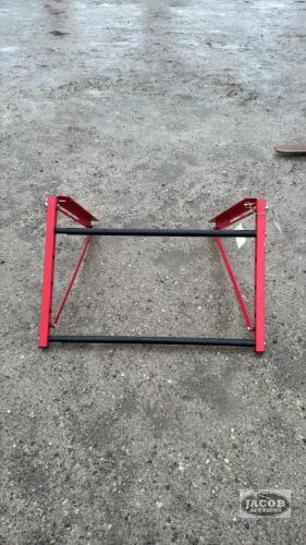 MOTORMASTER TIRE RACK