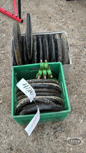 JOHN DEERE 750 CLOSING WHEELS