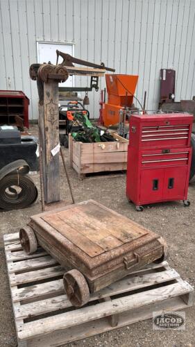 PLATFORM SCALE WITH WEIGHTS