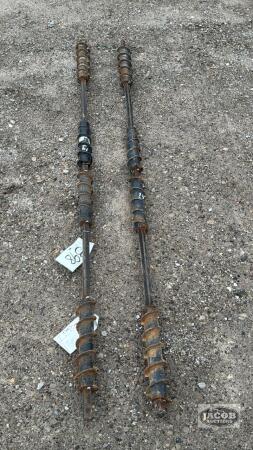 (2) CASE IH 1200 CORN PLANTER FERTILIZER AUGERS