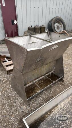STAINLESS DOUBLE SIDED WET DRY FEEDER