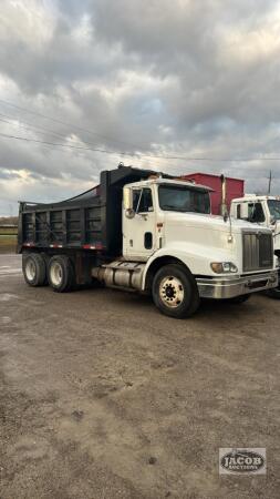 1998 INTERNATIONAL DIESEL TANDEM DUMP TRUCK