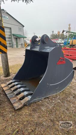 UNUSED HPM ATTACH 48IN EXCAVATOR BUCKET