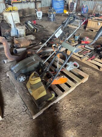 Lot of Electric Garden Equipment