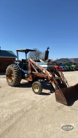 Ford Tw10 loader tractor