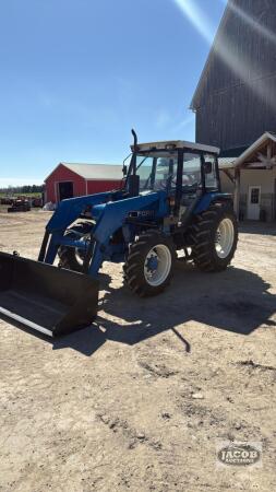 Ford 4630 loader tractor 4x4