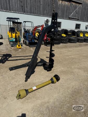 Unused MK heavy duty 3ph post hole digger 12inch