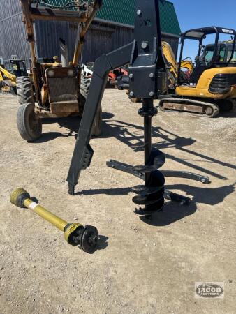 Unused MK heavy duty 3ph post hole digger 12inch
