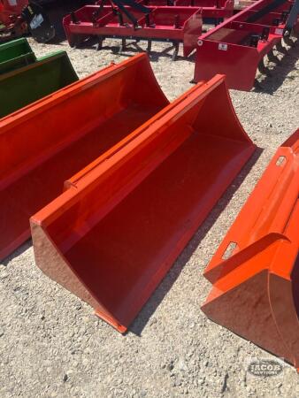 Unused 5ft skid steer quick tach material bucket