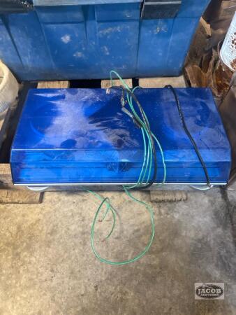 Blue magnet light