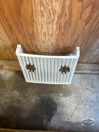 Ford grill