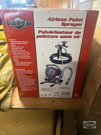 Airless paint sprayer