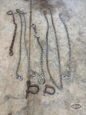 Chains clevis