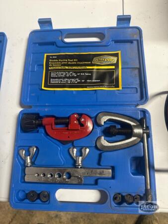 Double flaring tool kit