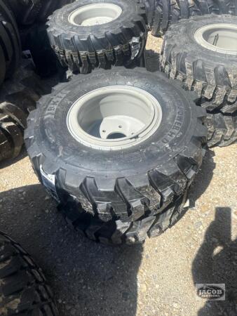 Unused BKt 27x10-12 tire on 6 bolt wheel x2