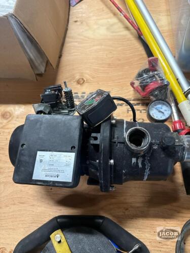 Eletric water pump