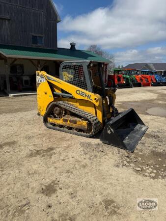 Gehl RT165 skid loader