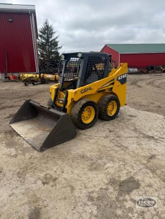 Gehl 4240 skid loader