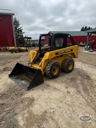 John Deere 240 skid loader