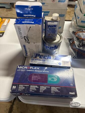 Lot of cleaning / polishing items