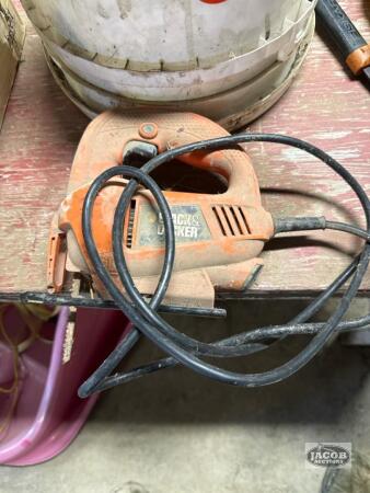 Black and decker jig saw