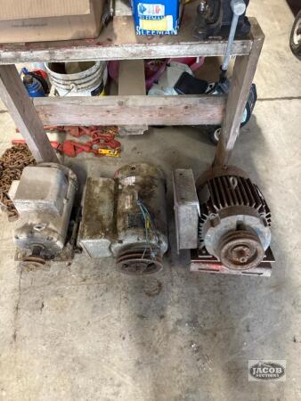 3 Eletric motors