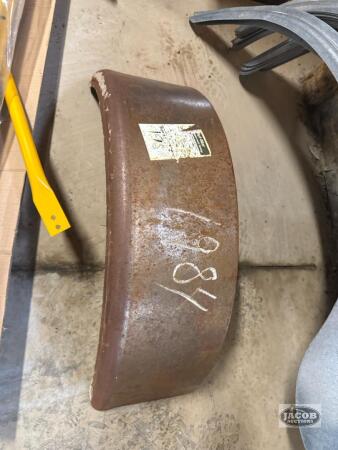 Pair of trailer fenders