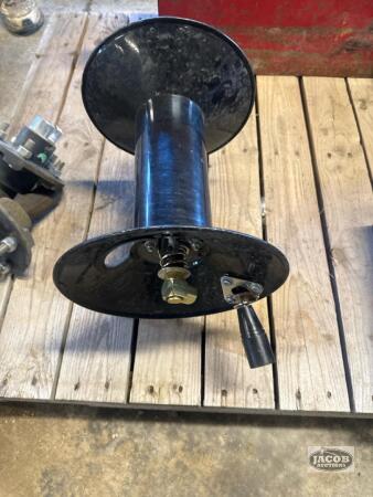Air hose reel