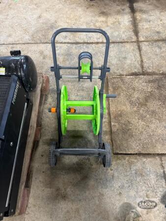 Hose reel