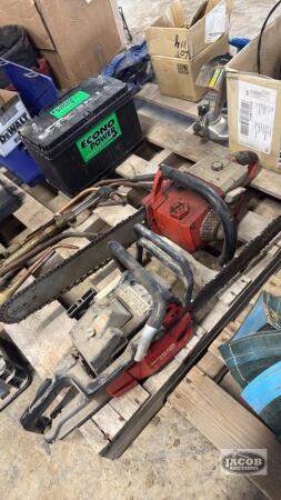 2 chainsaws