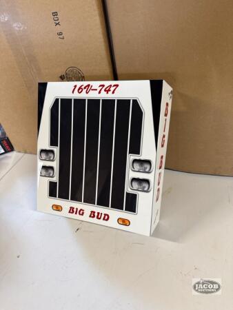 Metal big bud sign