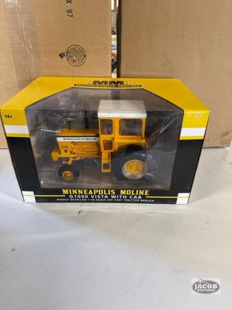1/16 Minneapolis Moline G1000