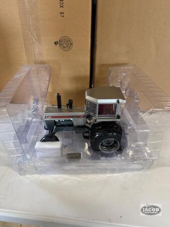 1/16 white 2-135
