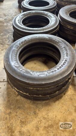 Unused 3rib 5.00-15 tire x2