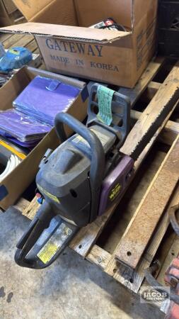 Chain saw p4018