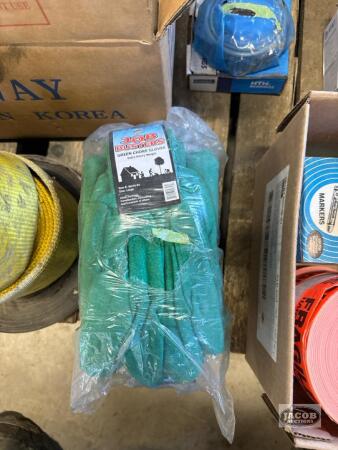 Pack of green gloves