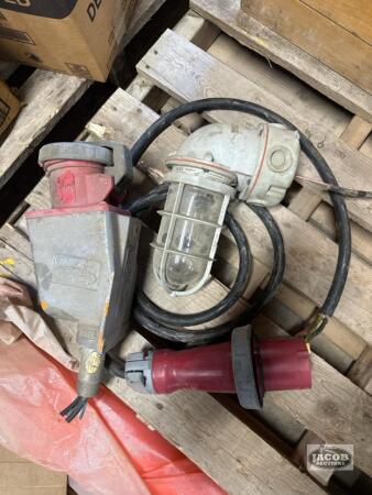 Misc electrical items