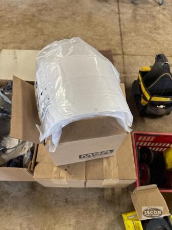 5 boxes of visor Sheilds